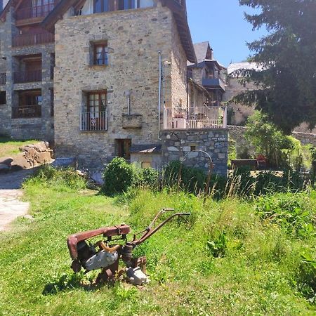 Antigua Casa Chato - Tucasaenlospirineos El Pueyo de Jaca Eksteriør billede